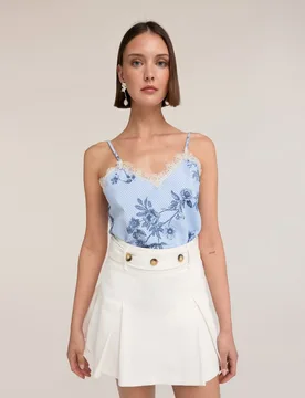 Top de mujer de rayas con encaje y estampado floral escote en v con ribete de encaje - Motivi - FashionsVida