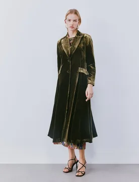 Abrigo de mujer largo de terciopelo - Woman Fiesta El Corte Inglés - FashionsVida