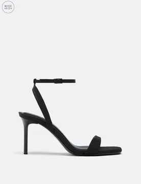 WIDE FIT. Sandalen mit feinem Absatz SCHWARZ 38 - Stradivarius - FashionsVida