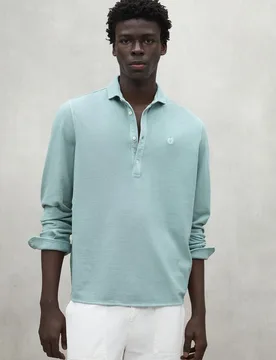 Camisa de hombre lisa de manga larga y cuello de pico - Ecoalf - FashionsVida
