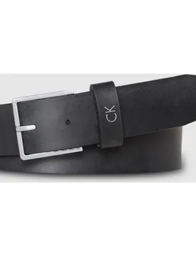 Cinturón de hombre de piel en marrón - Calvin Klein - FashionsVida
