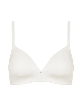 Nombre del producto: Sujetador sin aros LUXURIOUS champán crema 85B - Mey - FashionsVida