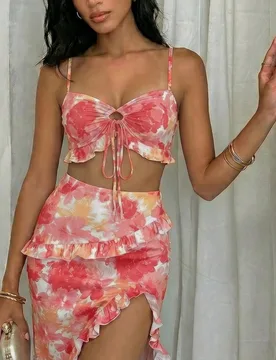 Conjunto de 2 piezas de camiseta sin mangas y minifalda sexy en color rosa para la playa XL - Shein - FashionsVida