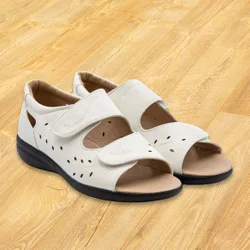 Pagen Schuh "Amy" weiß