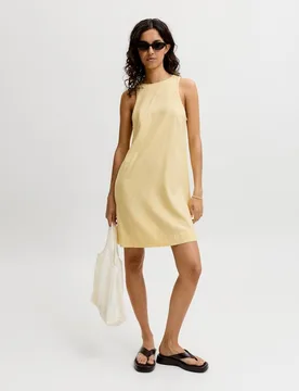 Jack & Jones - Vestido corto sin mangas tejido ligero - jack & jones - FashionsVida