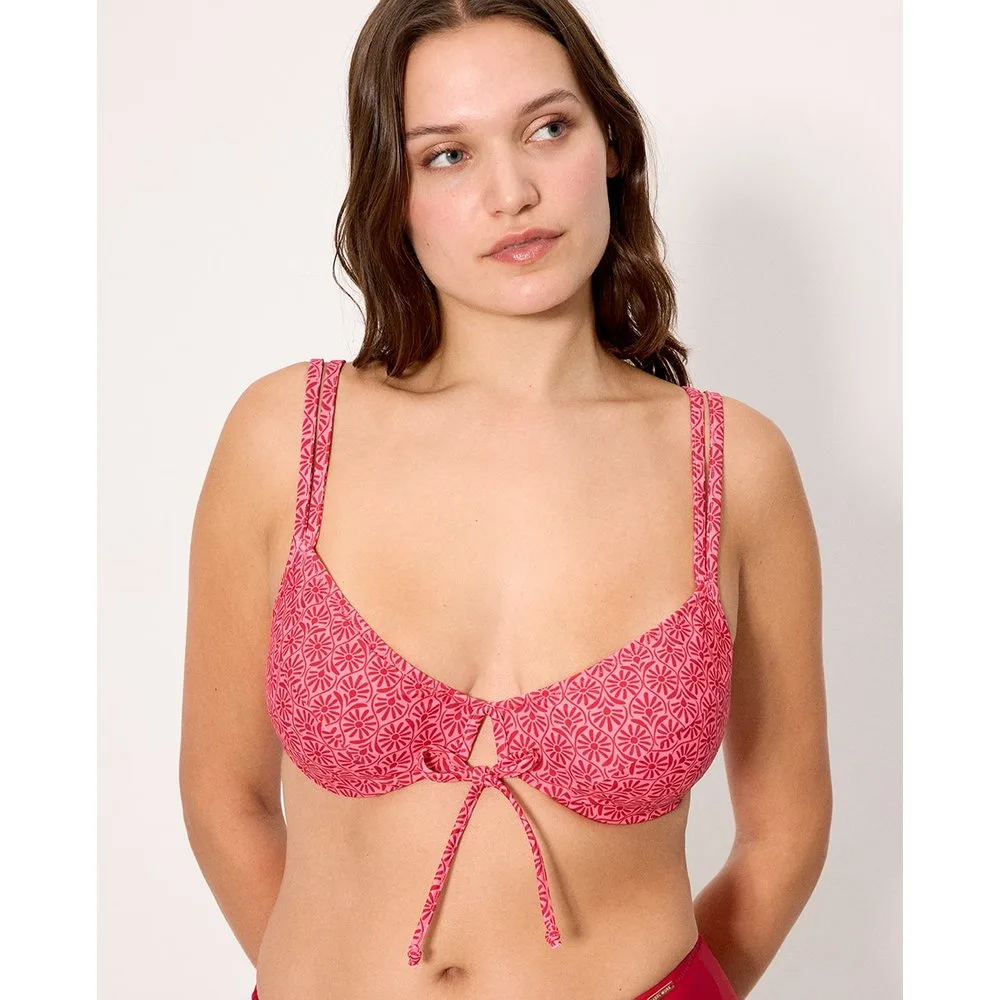 Tops de bikini reductor estampado de flores y en copa d - Ysabel Mora - FashionsVida