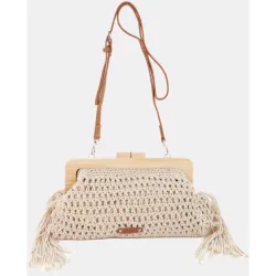 Clutch de macramé y flecos
