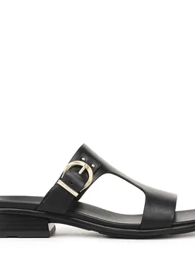 Women's Beach Slide Sandals in Black Size: 4 - Black - Size: 4 - Naturalizer - FashionsVida