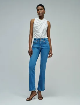 Vaqueros campana secret push in de mujer - Salsa Jeans - FashionsVida