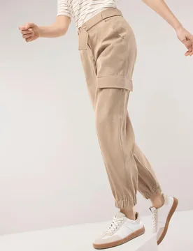 Easycare Cargohose, Regular Fit#normale Größen#Kurzgrößen, Farbe Beige, 18, bequem, da elastisch bügelleicht und knitterarm Damen - Walbusch - FashionsVida