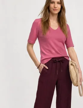 Basic T-Shirt mit V-Neck in Unifarbe female Pink - Street One - FashionsVida