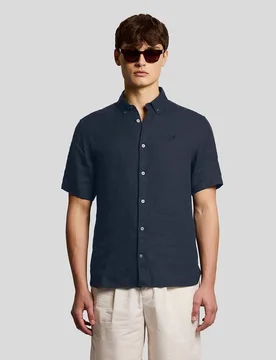 Men's Short Sleeve Linen Shirt in Black - Lyle & Scott - FashionsVida