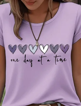 Camiseta de mujer con estampado de corazón y letra, de manga corta y cuello redondo, de moda M - Shein - FashionsVida