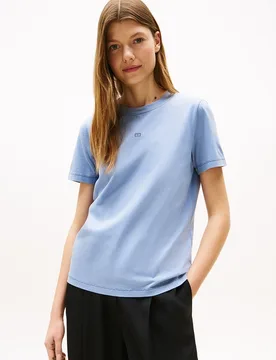 Camiseta de mujer de manga corta con logo atonal - Tommy Hilfiger - FashionsVida