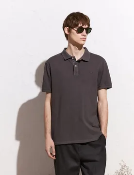 Polo manga corta garment dye de hombre - Green Coast - FashionsVida