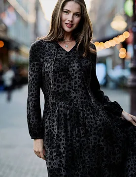 Women's Norquay Maxi Relaxed Dress in Charcoal Size: 12 - Charcoal - Size: 12 - Regatta - FashionsVida