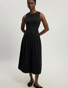 Womens Petite Textured Drop Waist Long Sleeve Woven Midi Dress - Black - Size 16 Uk - Karen millen - FashionsVida