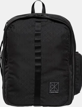 Mochila nylon con estampado monogram Emblem - Calvin Klein - FashionsVida