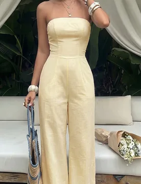 Mono sin espalda con tirantes de rayas amarillas y blancas, cintura ceñida y pierna recta, adecuado para vacaciones de verano, playa, viajes, minimal - Shein - FashionsVida