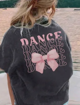 Camiseta de manga corta para niñas, camiseta holgada casual con estampado gráfico en la espalda de letras DANCE en capas y lazo rosa, uso diario de - Shein - FashionsVida