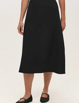 Women's Ramona Crepe Midi Skirt in Black Size: 14 - Black - Size: 14 - Finery London - FashionsVida