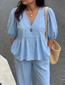Conjunto de dos piezas con mangas abullonadas y volantes para mujer de talla grande, con top de cuello en V y pantalones con cintura elástica, conjun - Shein - FashionsVida