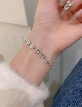 Exquisite Rhinestone Bracelet Ladies Fashion Stars Flower Charm Wristlet Bracelets Gold Color Adjustable Bangle Wedding Jewelry - Aliexpress - FashionsVida
