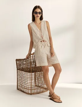 Bermuda estampada rayas con pinzas - Paz Torras - FashionsVida