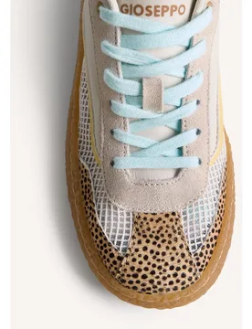 Zapatillas deportivas de mujer con piel serraje, rejilla superpuesta y estampado animal - Gioseppo - FashionsVida