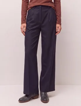 Pantalón de vestir de mujer de raya diplomática y pinzas en el delantero - System Action - FashionsVida