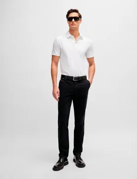 Chinos slim fit en tejido de gabardina - Boss - FashionsVida