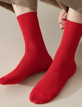 Par de calcetines rojos sólidos y a rayas, calcetines largos transpirables para el Año Nuevo Chino, versátiles para otoño/invierno 5 pares rojos 4 - Shein - FashionsVida