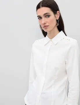 Camisa de mujer popelín detalle tachas - Lola Casademunt - FashionsVida