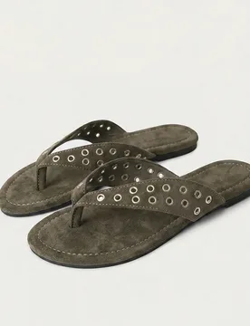 Diseño de chanclas suaves y cómodas, adecuadas para uso diario, festivales de música y combinaciones casuales de temporada. Ligeras y fáciles de u - Shein - FashionsVida