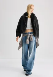 Gesteppte Jacke mit Kunstfellkragen Schwarz L