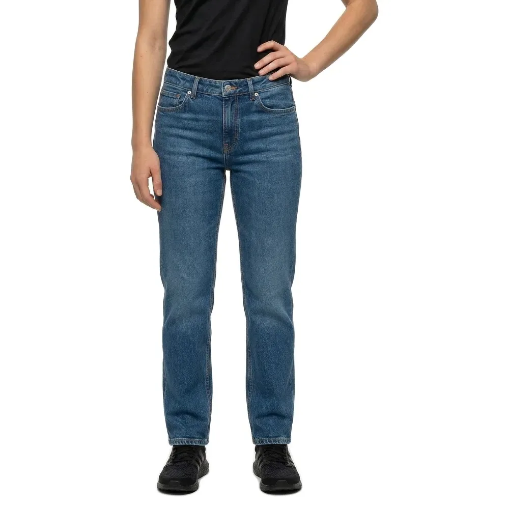Hugo Jean Gorinne Navy 26 Femme - Hugo Boss - FashionsVida