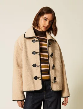 Caban en fausse fourrure avec boutons bûche - TWINSET - FashionsVida