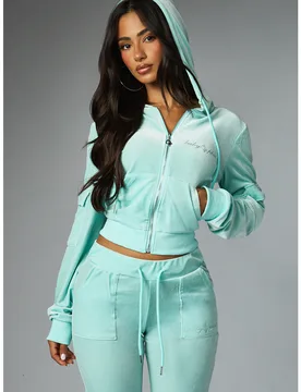 Sudadera con capucha corta de terciopelo con cremallera completa, cordón para la capucha, bolsillos laterales tipo cargo y detalle de logotipo bordad - Shein - FashionsVida