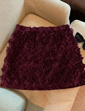 Falda negra romántica con bordado francés de rosas 3D, falda elegante y estilizadora de alta gama S - Shein - FashionsVida