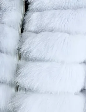 Chaqueta de mujer de pelo de zorro en horizontal con entredós de cuero y cuello alto - Maximilian - FashionsVida
