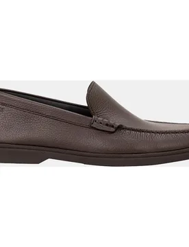 Mocasines de hombre realizados en piel - Boss - FashionsVida