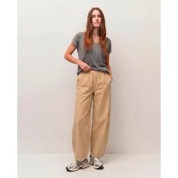 Jersey de mujer con cuello pico y manga corta