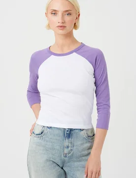 Women's Contrast Raglan Long Sleeve T-Shirt in Lilac Size: Small - Lilac - Size: S - Brave soul - FashionsVida