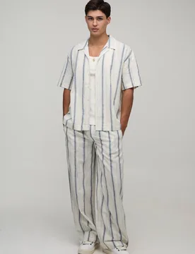 Herren Leichtes Gewebtes Gaze-Streifen Übergroßes Hemd & Weite Hosen Set Navy Größe Medium - boohooMAN - FashionsVida