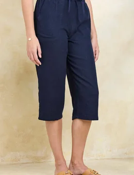 Women's Linen Blend Relaxed Fit Cropped Trousers 20.5" (52cm) inside leg in Navy Size: 20 - Navy - Size: 20 - Cotton Traders - FashionsVida