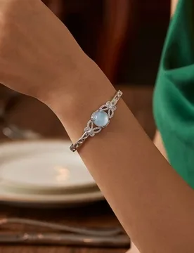 CarlidanaLight luxury inlaid vintage bracelet, fashionable and simple, suitable for everyday wear, with a high-end feel and vers - Aliexpress - FashionsVida