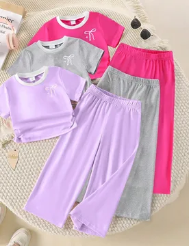 Conjuntos (6 piezas) de Top de manga corta y pantalones de tela de punto suave con patrón de lazo y corazón para niñas y niñas pequeñas, adecuado - Shein - FashionsVida