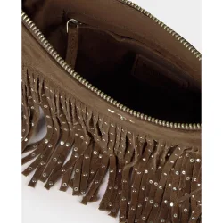 Bolso de hombro de mujer de cuero con flecos y tachitas
