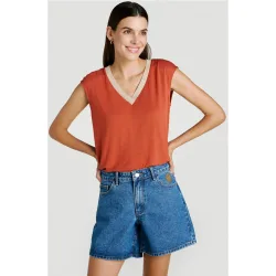 Camiseta de mujer escote V con lúrex