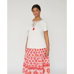 Camiseta de mujer bordado multicolor en cuello